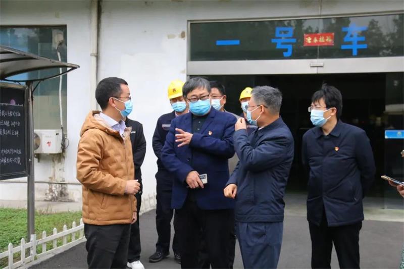 郑州市委党史学习教育第六巡回指导组到郑州宝博集团(中国游)官方网站参观调研